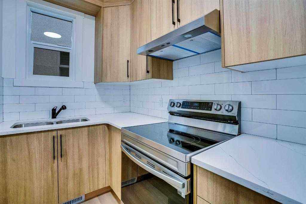 MLS® A2254991 - 28 Saddlecrest Manor NE in Saddle Ridge Calgary, Residential