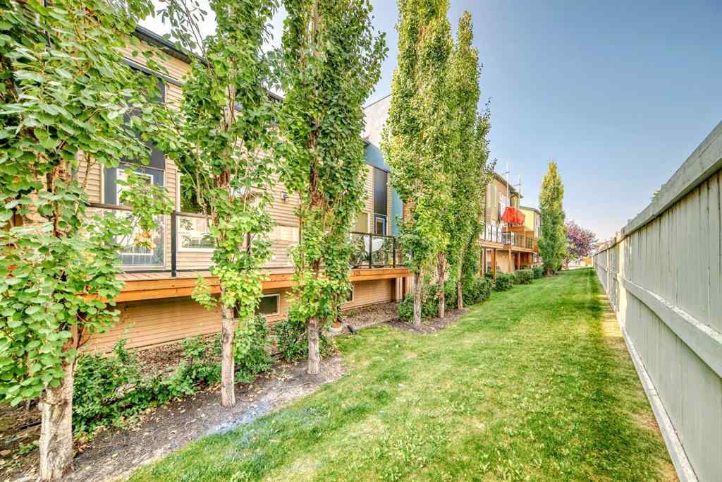 MLS® A2254992 - 326 Covecreek Circle NE in Coventry Hills Calgary, Residential