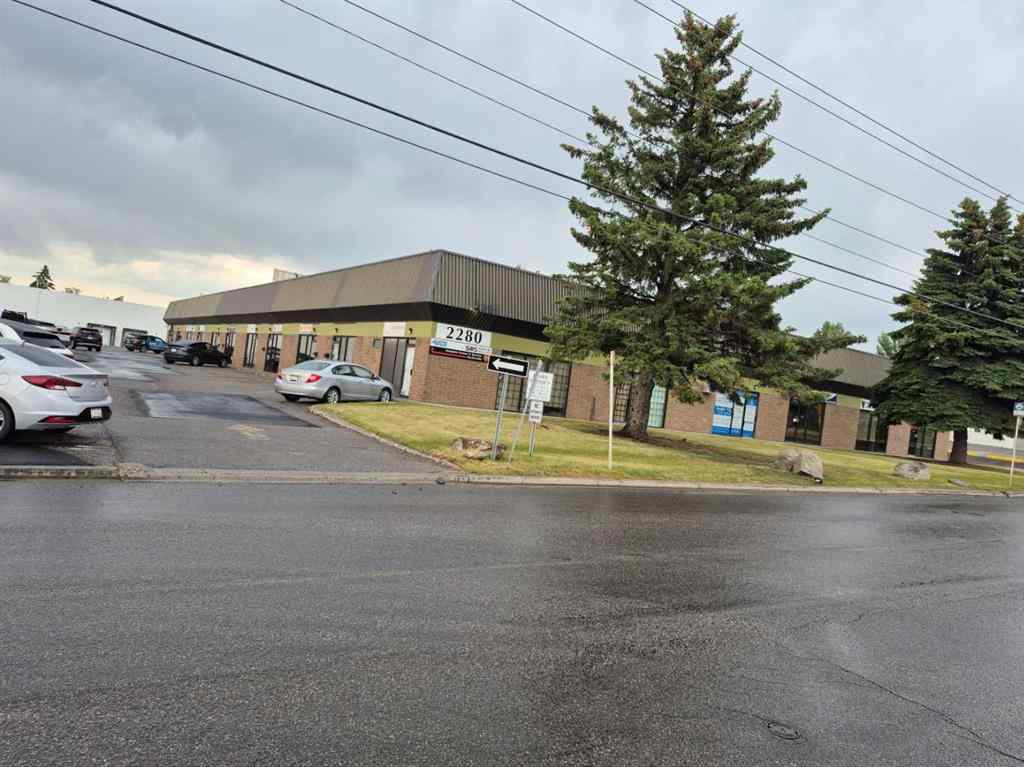 MLS® A2254994 - Unit #7 2280 39 Avenue NE in Horizon Calgary, Commercial