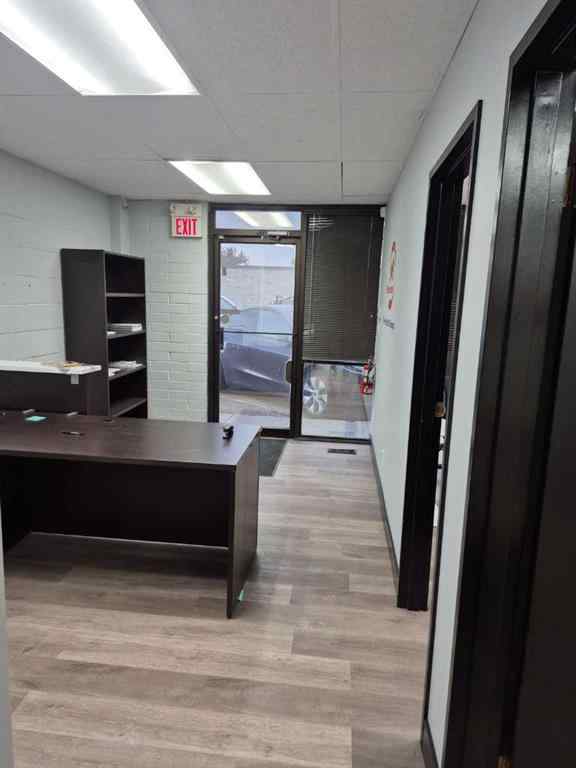 MLS® A2254994 - Unit #7 2280 39 Avenue NE in Horizon Calgary, Commercial