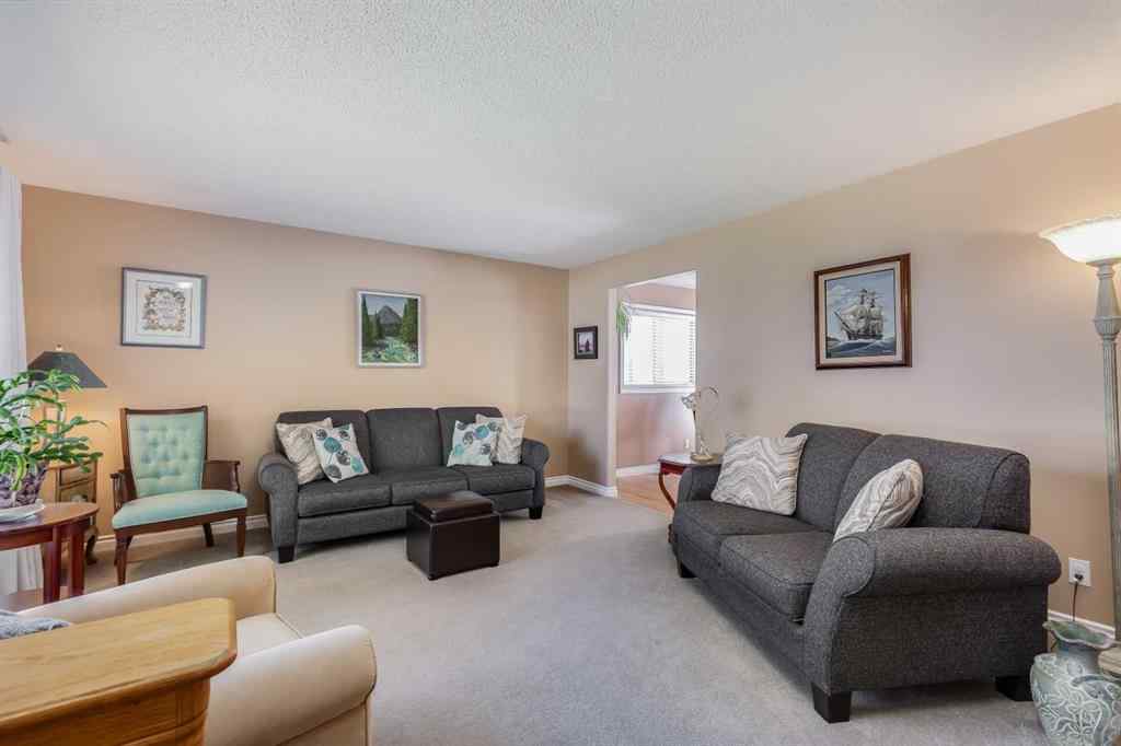 MLS® A2255000 - 1336 56 Avenue NW in North Haven Upper Calgary, Residential