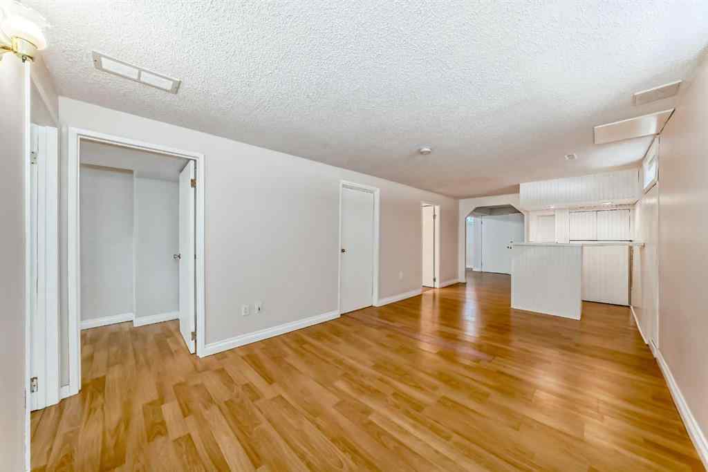 MLS® A2255001 - 6327 24 Avenue NE in Pineridge Calgary, Residential