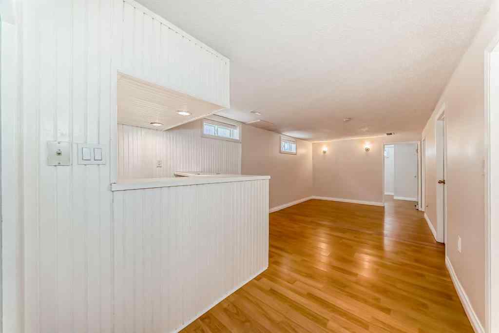 MLS® A2255001 - 6327 24 Avenue NE in Pineridge Calgary, Residential