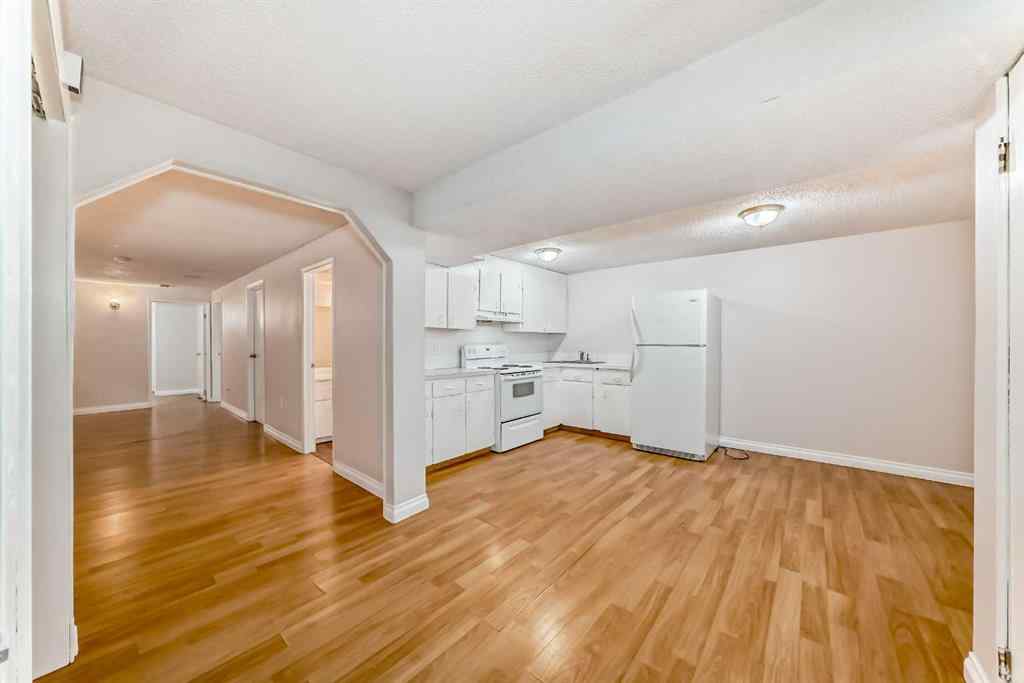 MLS® A2255001 - 6327 24 Avenue NE in Pineridge Calgary, Residential