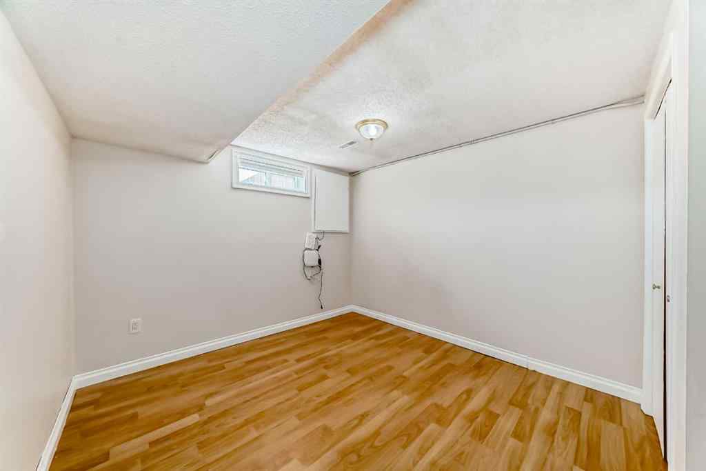 MLS® A2255001 - 6327 24 Avenue NE in Pineridge Calgary, Residential