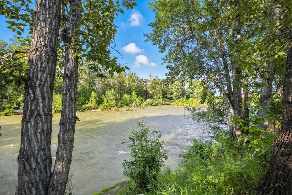 MLS® A2255006 - Unit #109 2204 1 Street SW in Mission Calgary, Residential