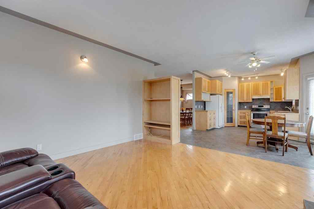 MLS® A2255007 - 225 Bayside Place SW in Bayside Airdrie, Residential