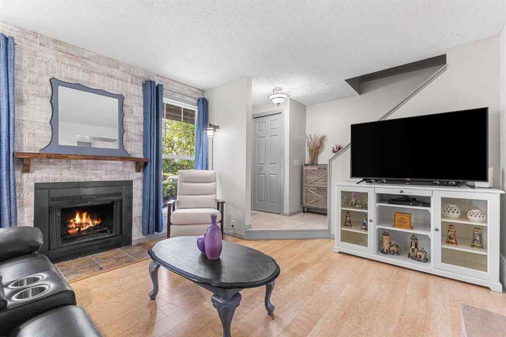MLS® A2255008 - 67 Woodhill Court SW in Woodlands Calgary, Residential
