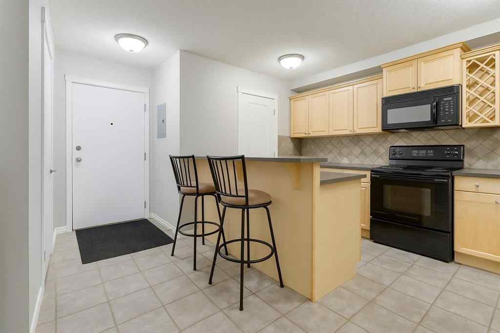 MLS® A2255011 - Unit #202 1331 15 Avenue SW in Beltline Calgary, Residential