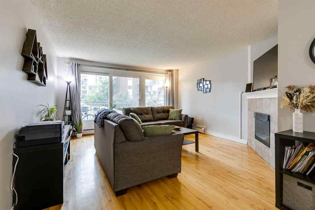 MLS® A2255011 - Unit #202 1331 15 Avenue SW in Beltline Calgary, Residential