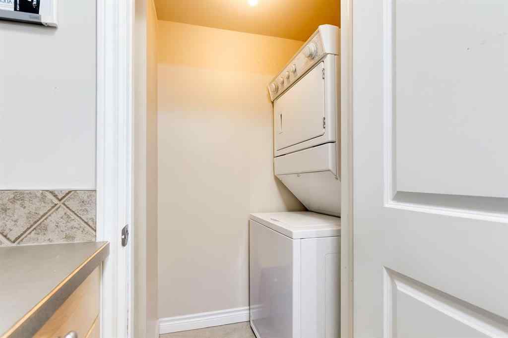 MLS® A2255011 - Unit #202 1331 15 Avenue SW in Beltline Calgary, Residential