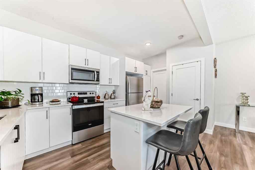MLS® A2255015 - 105 Tuscany Summit Square NW in Tuscany Calgary, Residential