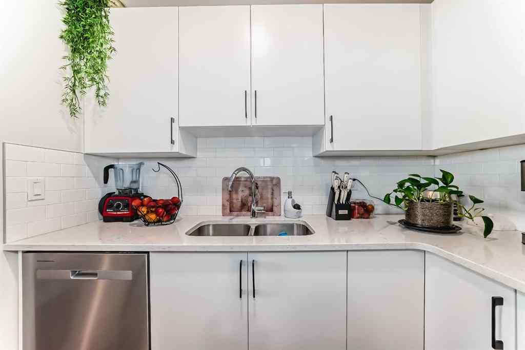 MLS® A2255015 - 105 Tuscany Summit Square NW in Tuscany Calgary, Residential