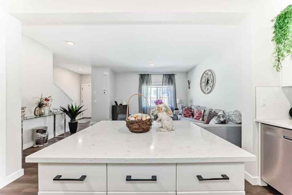 MLS® A2255015 - 105 Tuscany Summit Square NW in Tuscany Calgary, Residential
