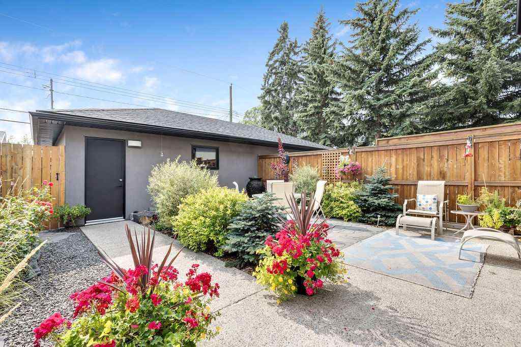 MLS® A2255019 - 1615 22 Avenue NW in Capitol Hill Calgary, Residential