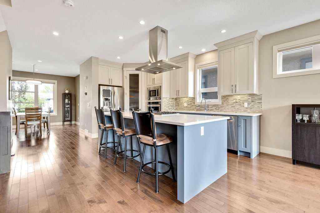 MLS® A2255019 - 1615 22 Avenue NW in Capitol Hill Calgary, Residential