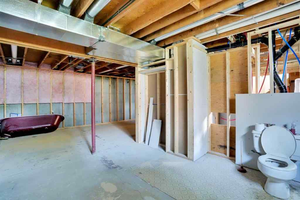 MLS® A2255022 - 424 Lynnover Way SE in Ogden Calgary, Residential