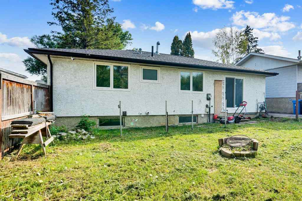 MLS® A2255022 - 424 Lynnover Way SE in Ogden Calgary, Residential