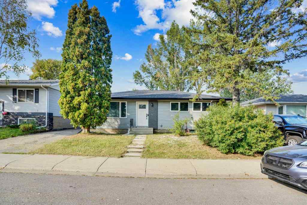 MLS® A2255022 - 424 Lynnover Way SE in Ogden Calgary, Residential