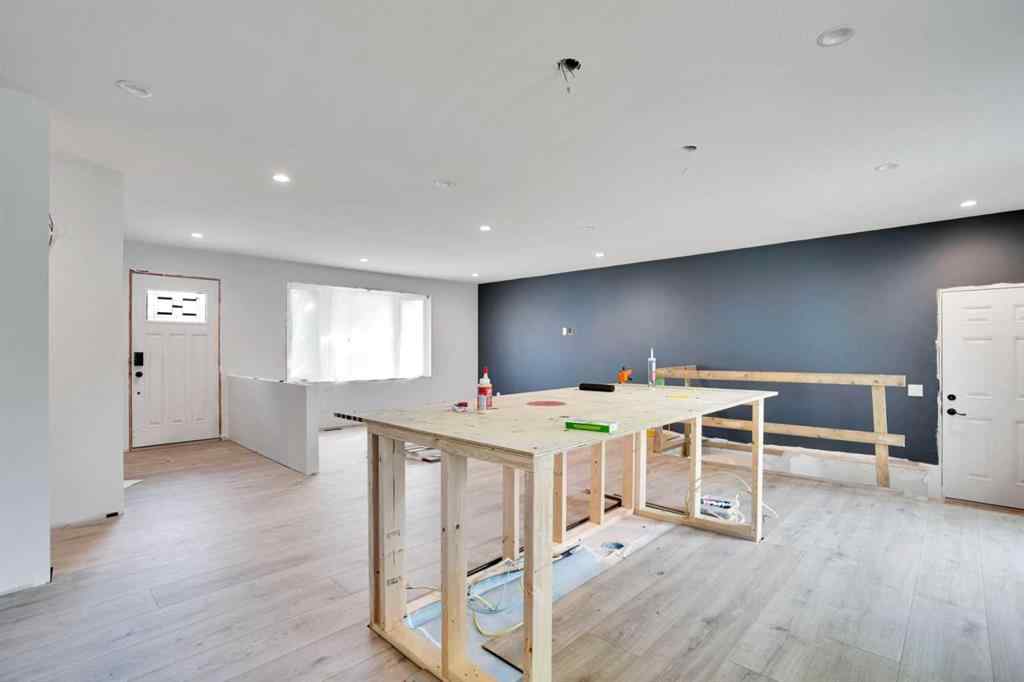 MLS® A2255022 - 424 Lynnover Way SE in Ogden Calgary, Residential