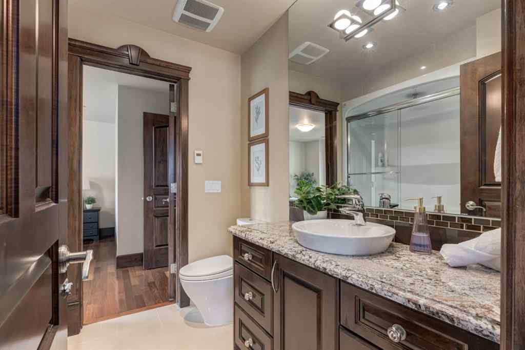 MLS® A2255024 - 1840 Westmount Boulevard NW in Hillhurst Calgary, Residential