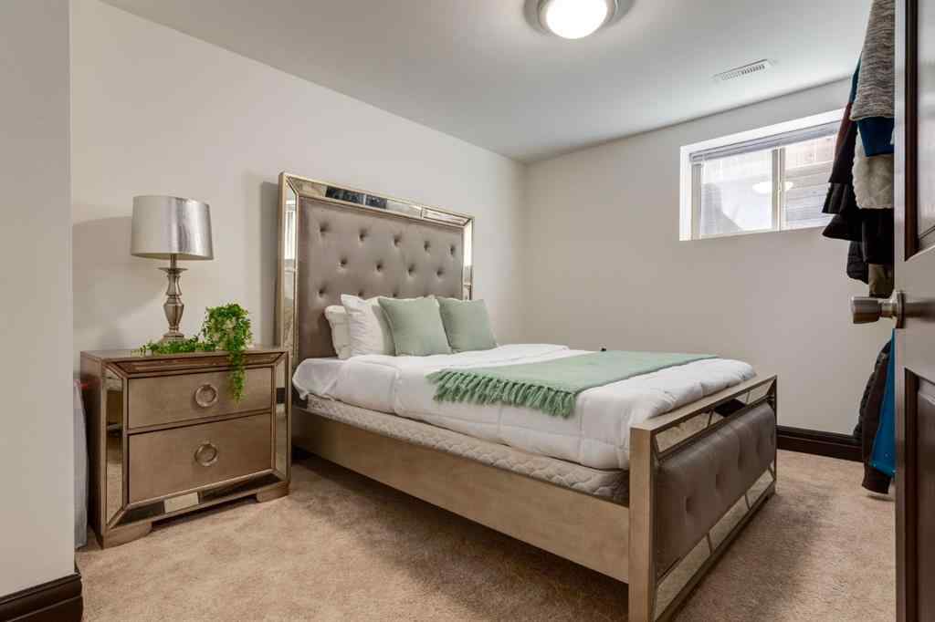 MLS® A2255024 - 1840 Westmount Boulevard NW in Hillhurst Calgary, Residential