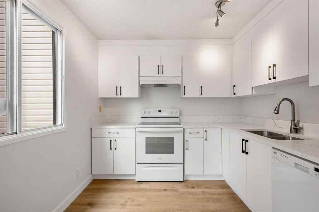 MLS® A2255027 - 5412 Rundlehorn Drive NE in Pineridge Calgary, Residential
