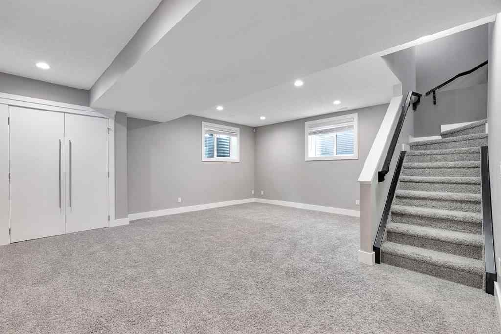 MLS® A2255028 - Unit #1 311 15 Avenue NE in Crescent Heights Calgary, Residential