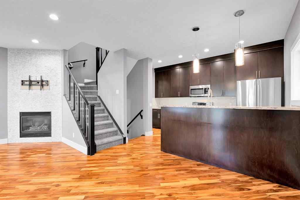 MLS® A2255028 - Unit #1 311 15 Avenue NE in Crescent Heights Calgary, Residential
