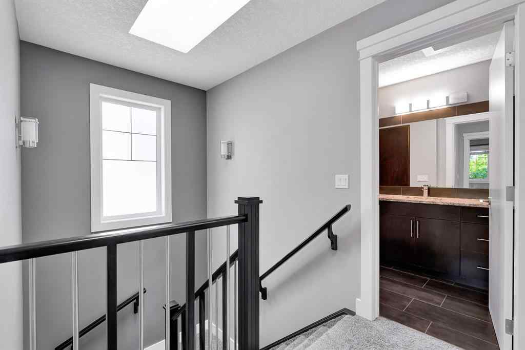MLS® A2255028 - Unit #1 311 15 Avenue NE in Crescent Heights Calgary, Residential