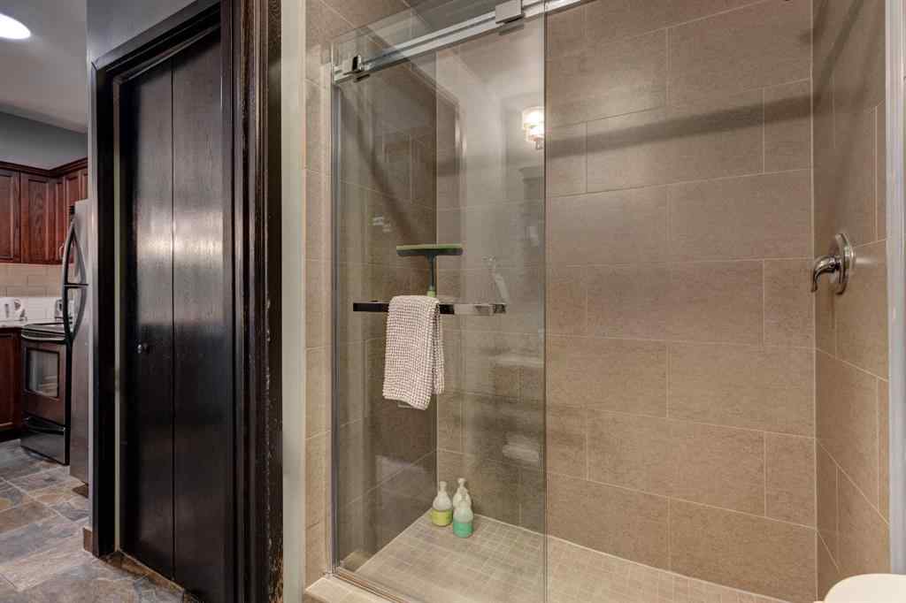 MLS® A2255030 - Unit #202 901 Mountain Street  in Bow Valley Trail Canmore, Residential