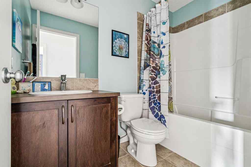 MLS® A2255031 - 91 River Heights Green  in River Heights Cochrane, Residential