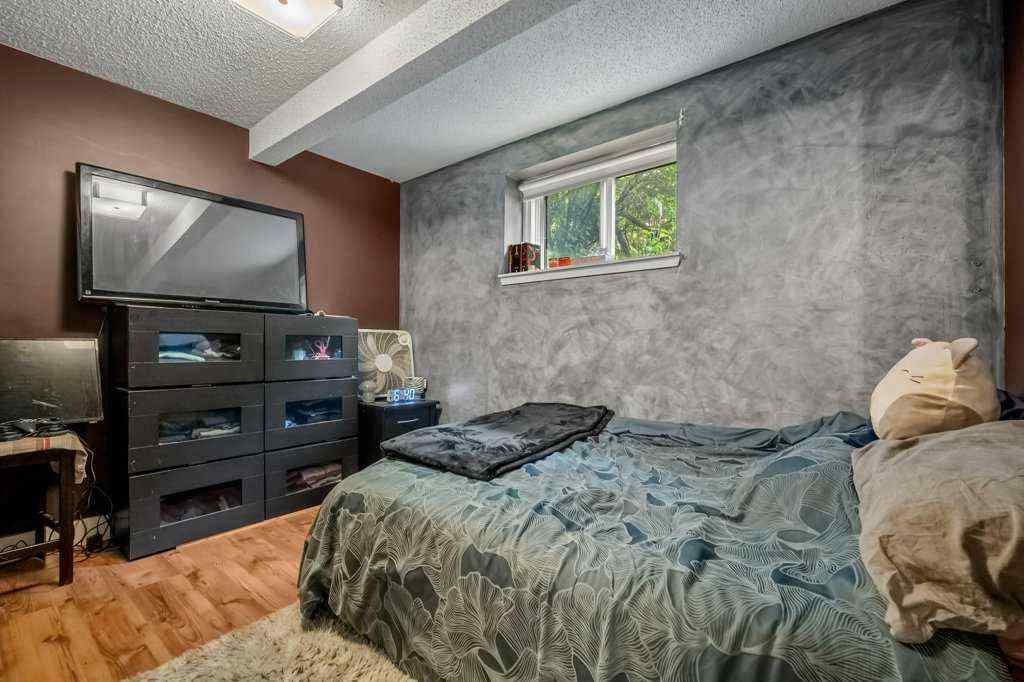 MLS® A2255036 - 7815 36 Avenue NW in Bowness Calgary, Residential