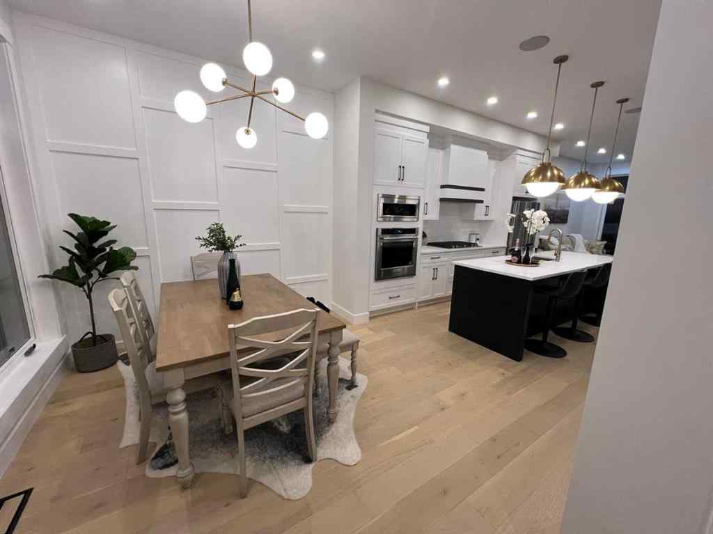 MLS® A2255039 - 452 22 Avenue NE in Winston Heights/Mountview Calgary, Residential