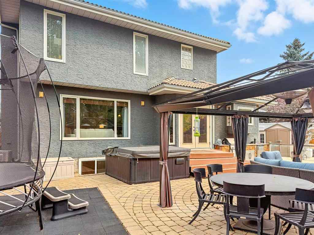 MLS® A2255043 - 227 Shawnee Mews SW in Shawnee Slopes Calgary, Residential