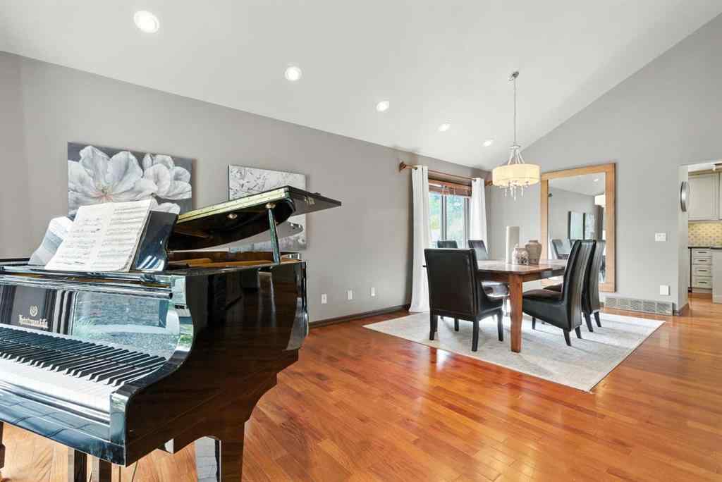 MLS® A2255043 - 227 Shawnee Mews SW in Shawnee Slopes Calgary, Residential
