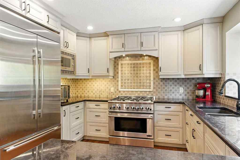 MLS® A2255043 - 227 Shawnee Mews SW in Shawnee Slopes Calgary, Residential