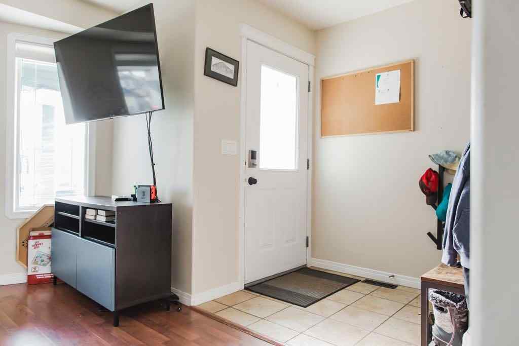 MLS® A2255044 - 9818 90A Street  in Cobblestone Grande Prairie, Residential