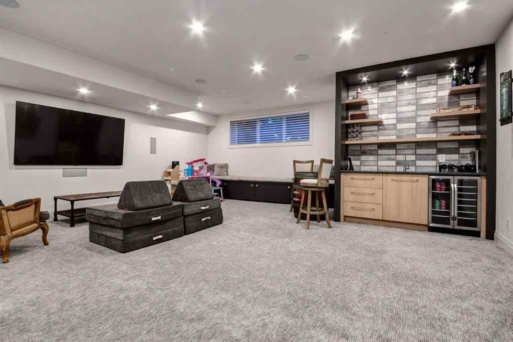 MLS® A2255049 - 1837 32 Avenue SW in South Calgary Calgary, Residential