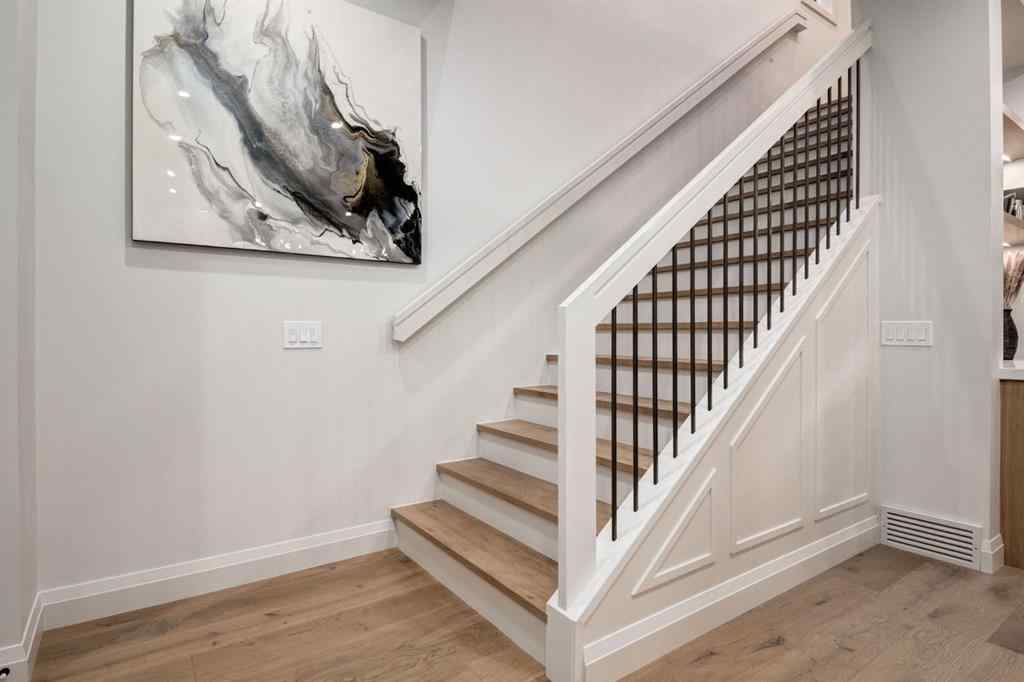 MLS® A2255049 - 1837 32 Avenue SW in South Calgary Calgary, Residential