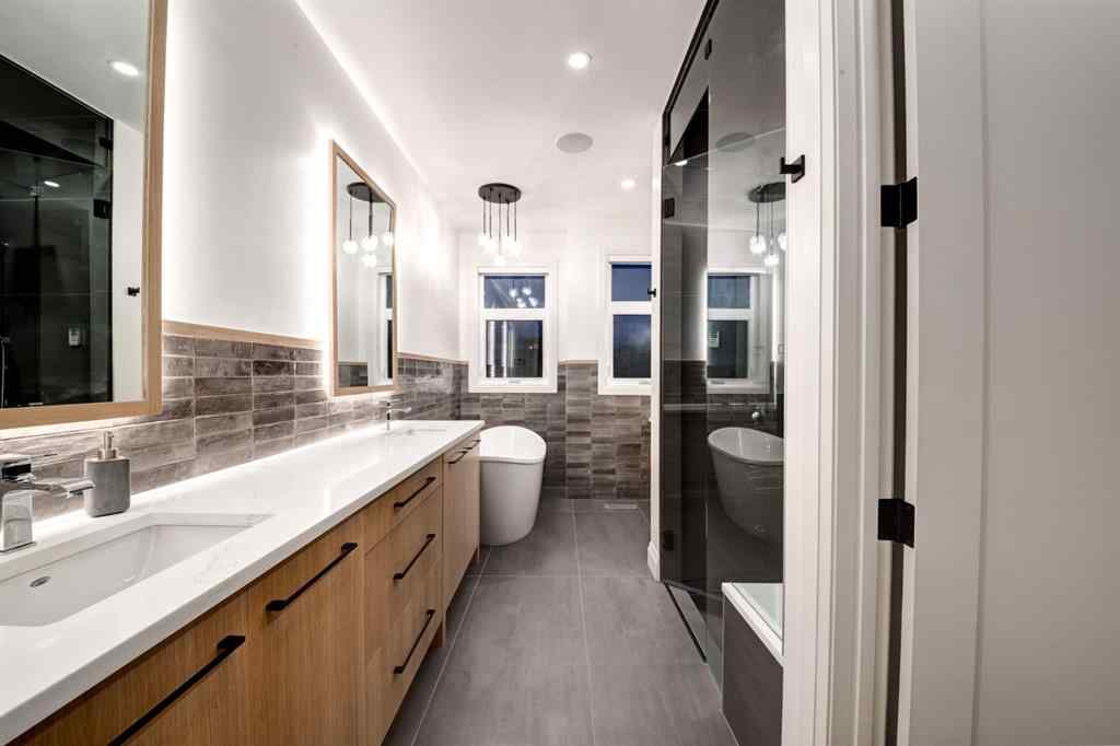 MLS® A2255049 - 1837 32 Avenue SW in South Calgary Calgary, Residential
