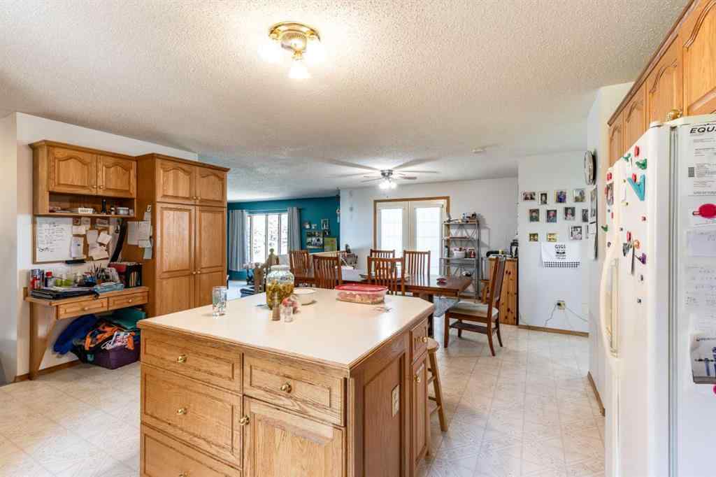 MLS® A2255052 - 10316 Range Road 75   in NONE Rural Cypress County, Residential