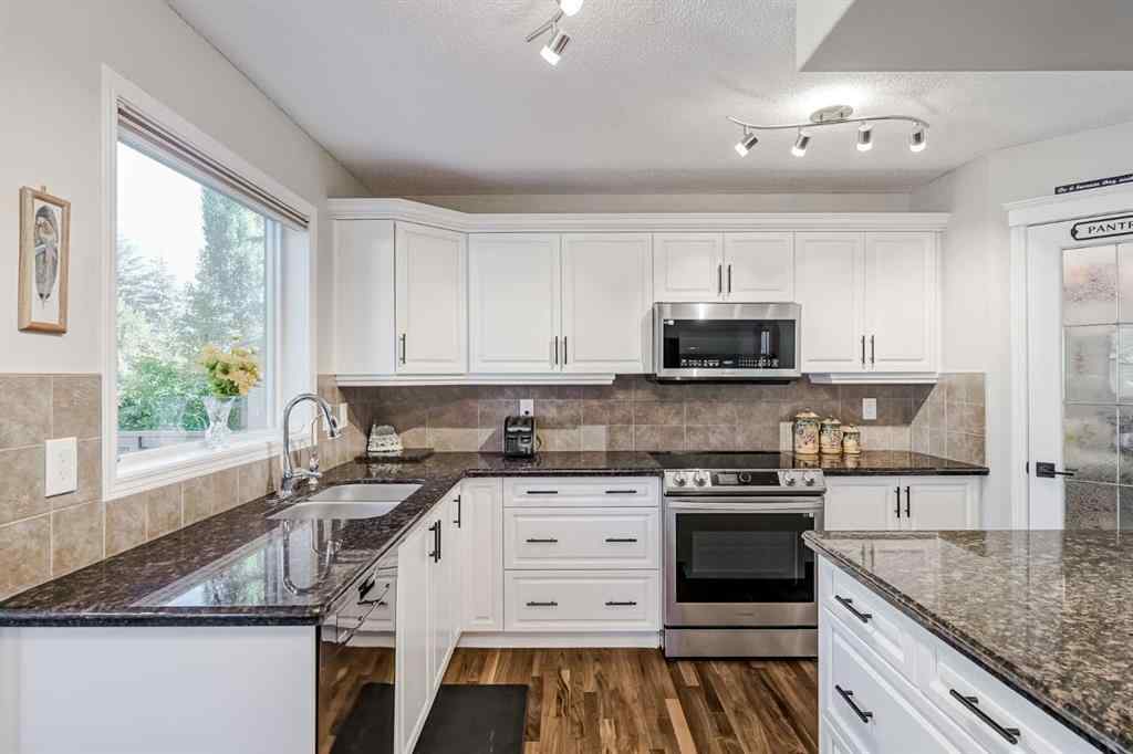 MLS® A2255053 - 42 Cranleigh Manor SE in Cranston Calgary, Residential