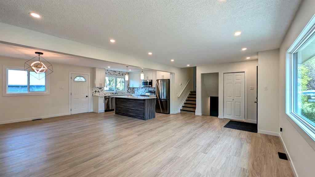 MLS® A2255055 - 103 Haverhill Road SW in Haysboro Calgary, Residential