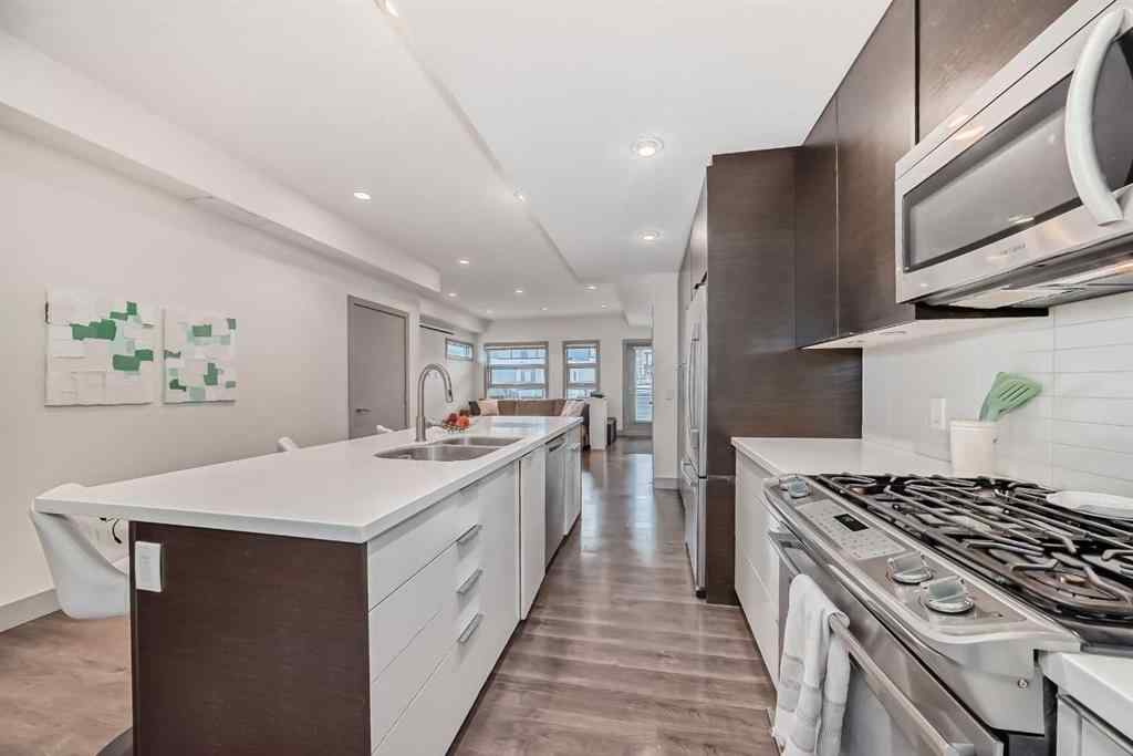 MLS® A2255056 - Unit #204 1707 27 Avenue SW in South Calgary Calgary, Residential