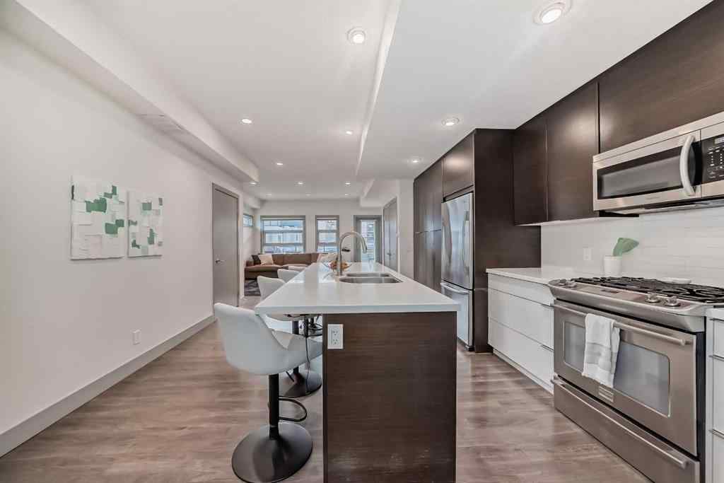 MLS® A2255056 - Unit #204 1707 27 Avenue SW in South Calgary Calgary, Residential