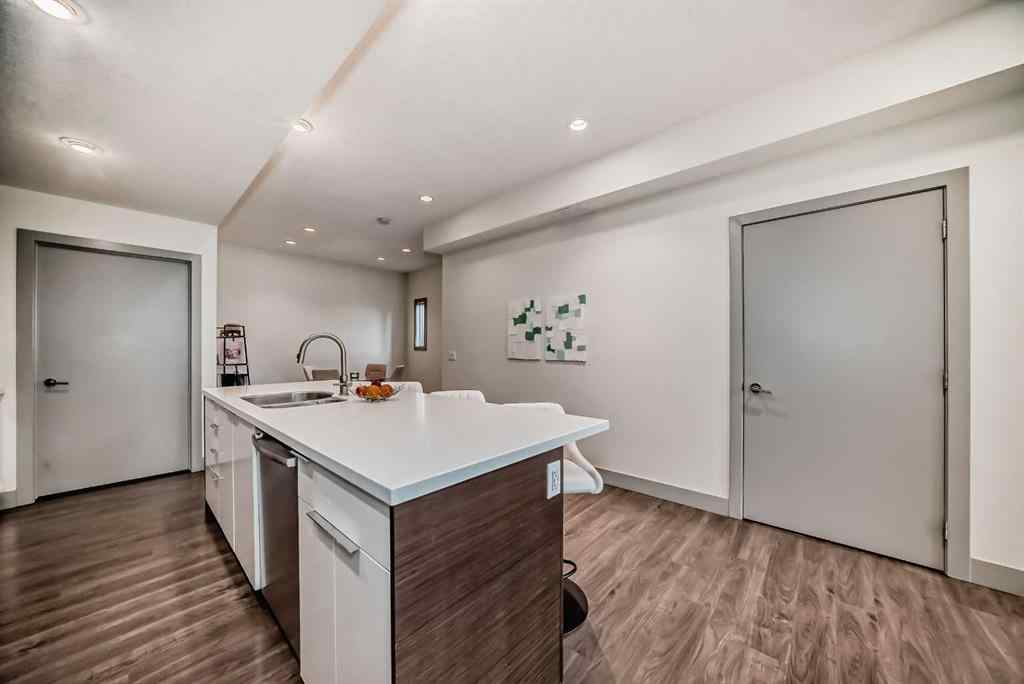 MLS® A2255056 - Unit #204 1707 27 Avenue SW in South Calgary Calgary, Residential