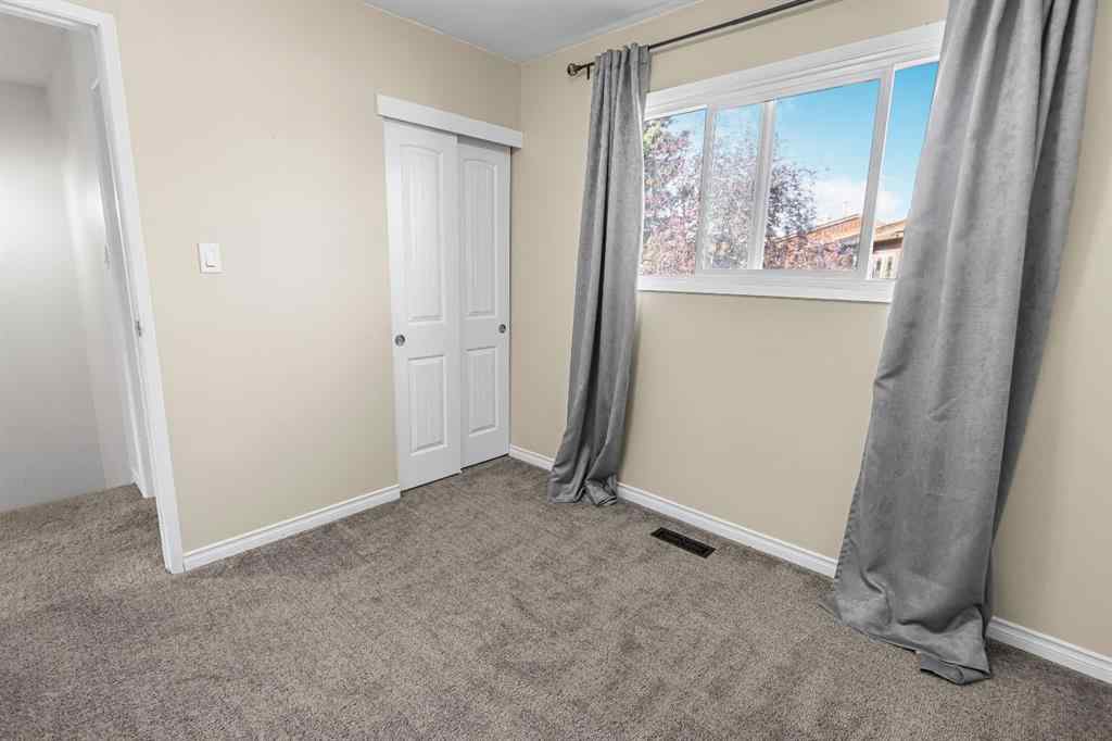 MLS® A2255057 - 7853 Cedarwood Park  in South Patterson Place Grande Prairie, Residential