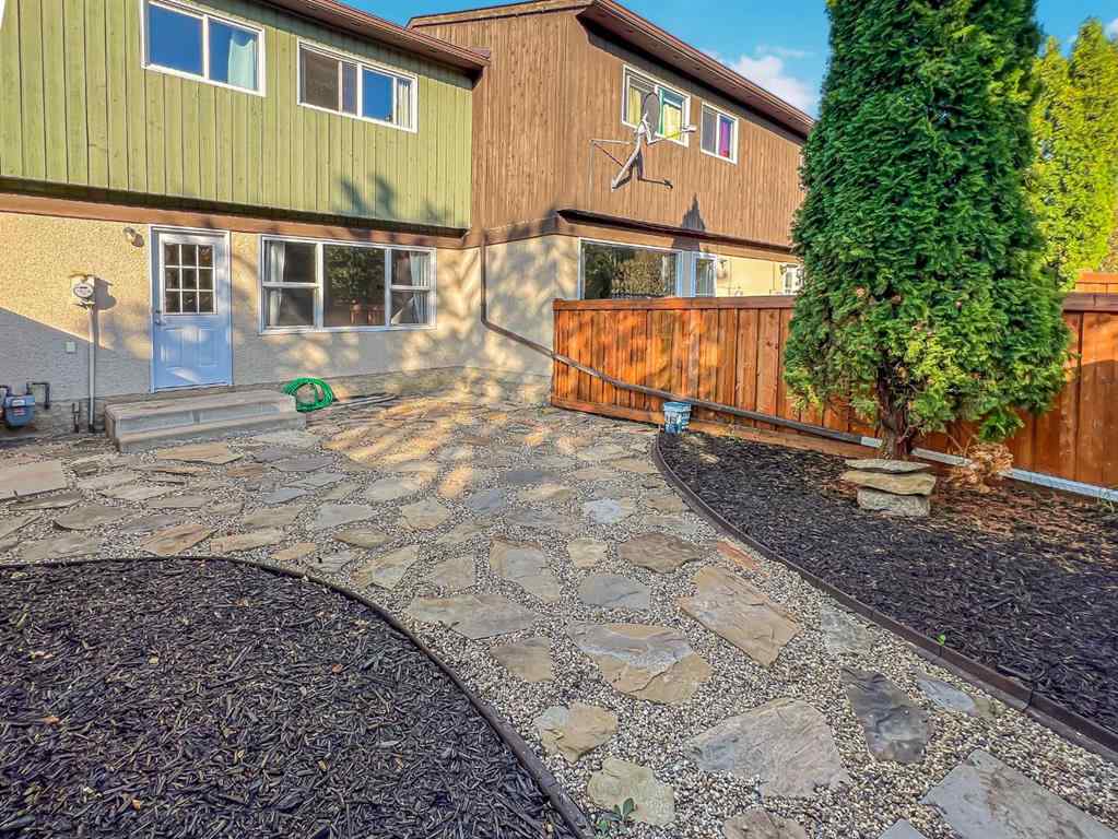 MLS® A2255057 - 7853 Cedarwood Park  in South Patterson Place Grande Prairie, Residential
