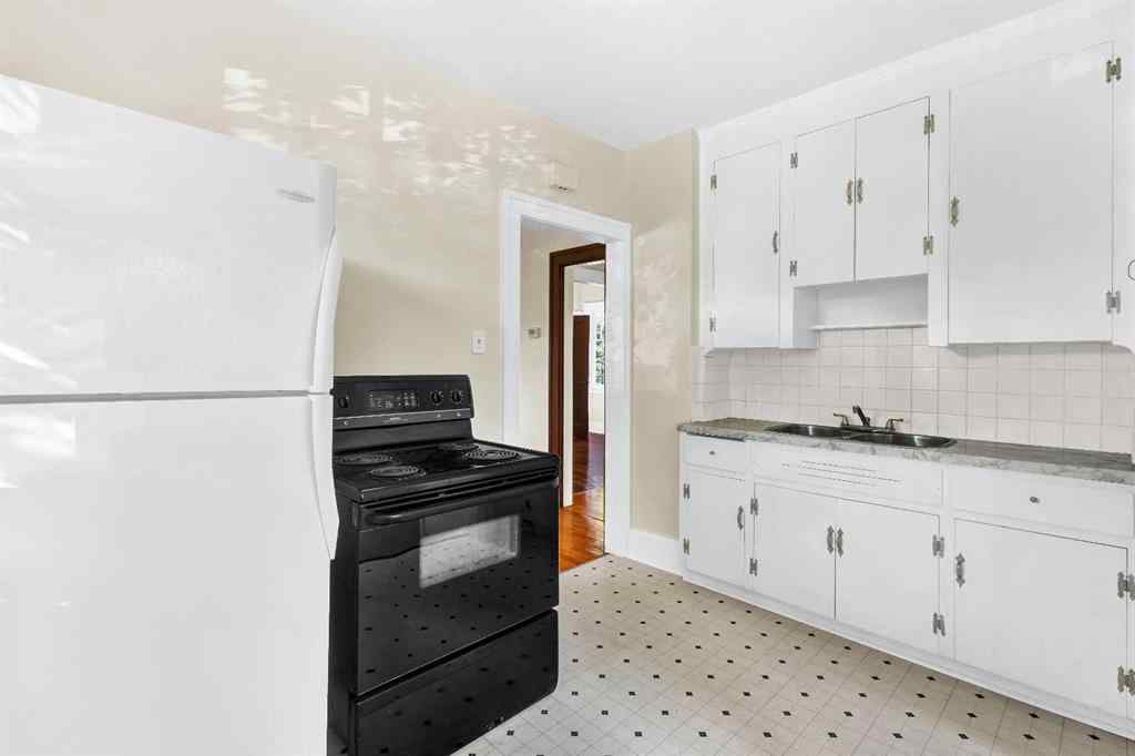MLS® A2255059 - 111 9 Avenue NE in Crescent Heights Calgary, Residential